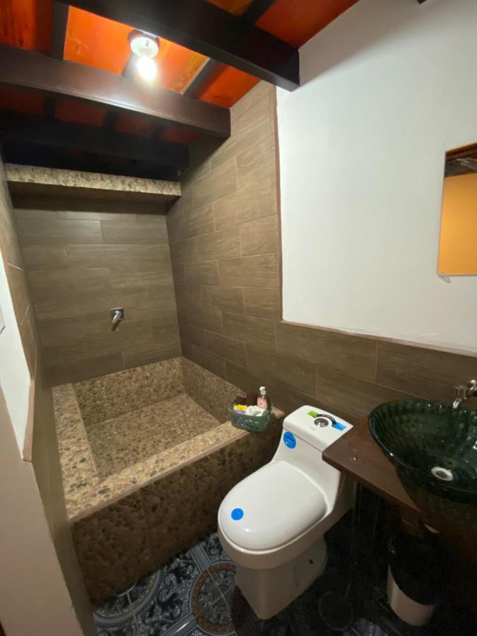 אנטיגואה גואטמלה Casa Santiago De Los Caballeros מראה חיצוני תמונה